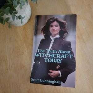 The Truth About Witchcraft Today Vintage Paperback Book Wicca Spirituality Magic
